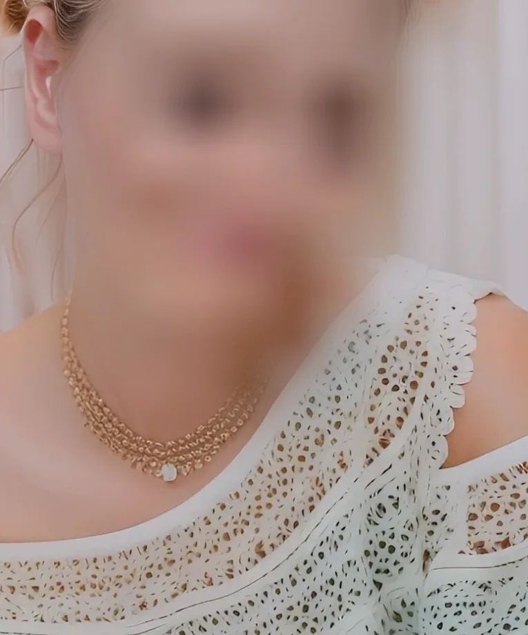 Anniina, 21