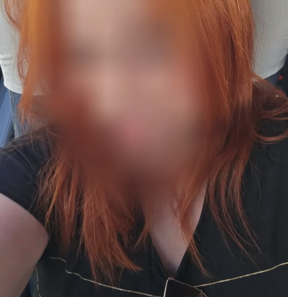 Sanna, 25
